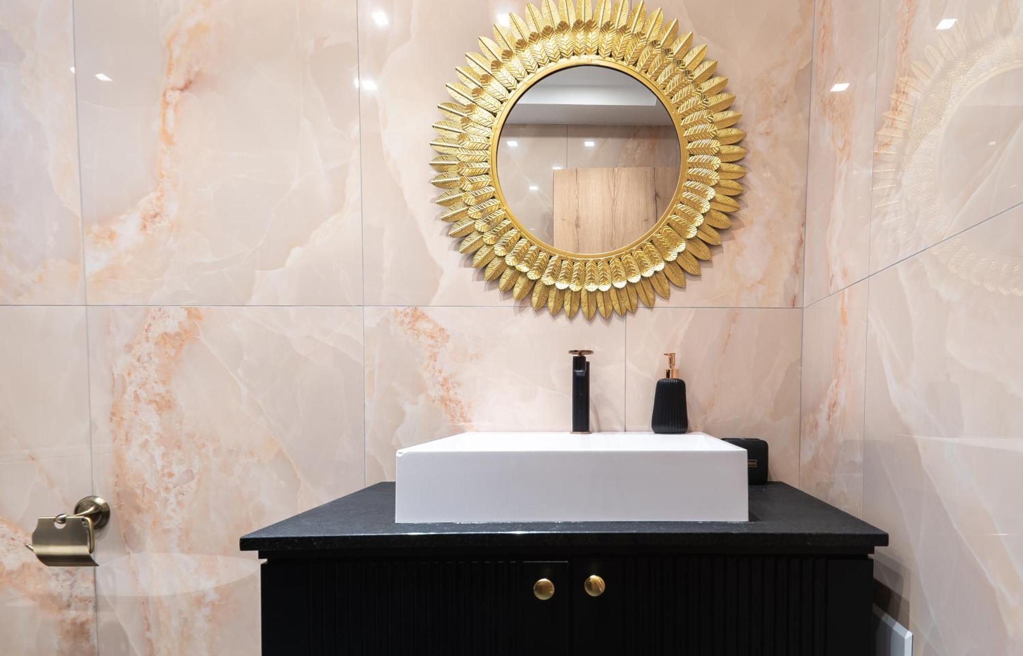 Elegance Suites ปลาตาเรีย ภายนอก รูปภาพ